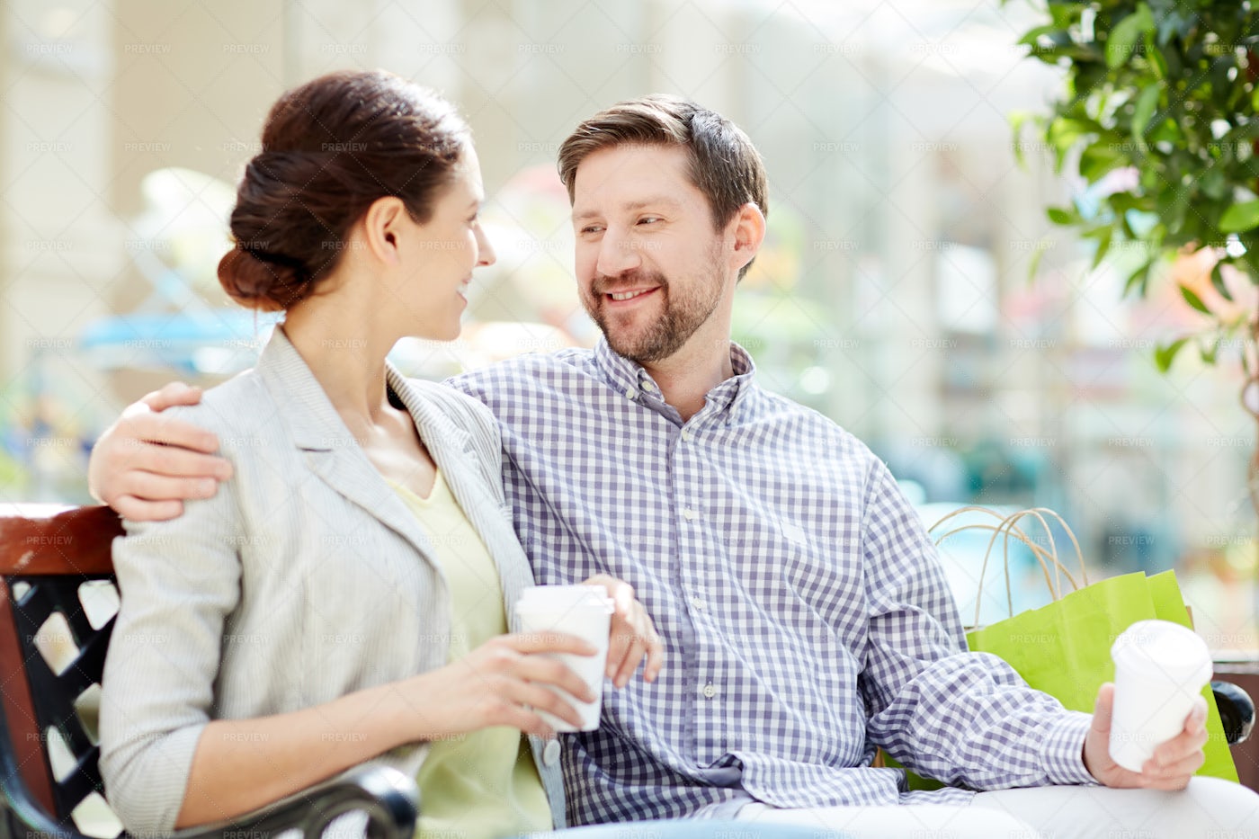 Talking Couple: Stock Photos