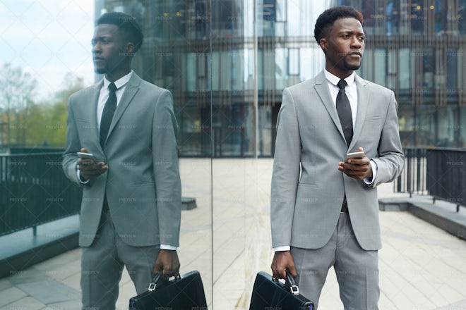 Employee With Briefcase - Stock Photos 