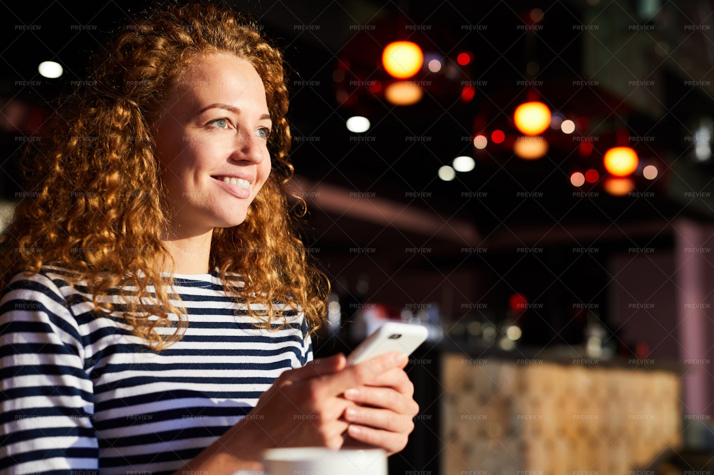 Excited Girl Reading Sms From Boyfriend: Stock Photos