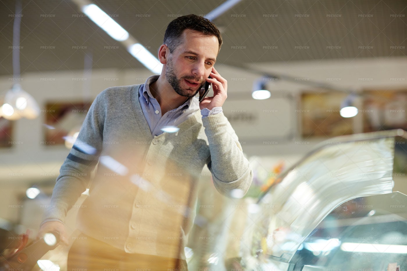 Consumer In Supermarket: Stock Photos