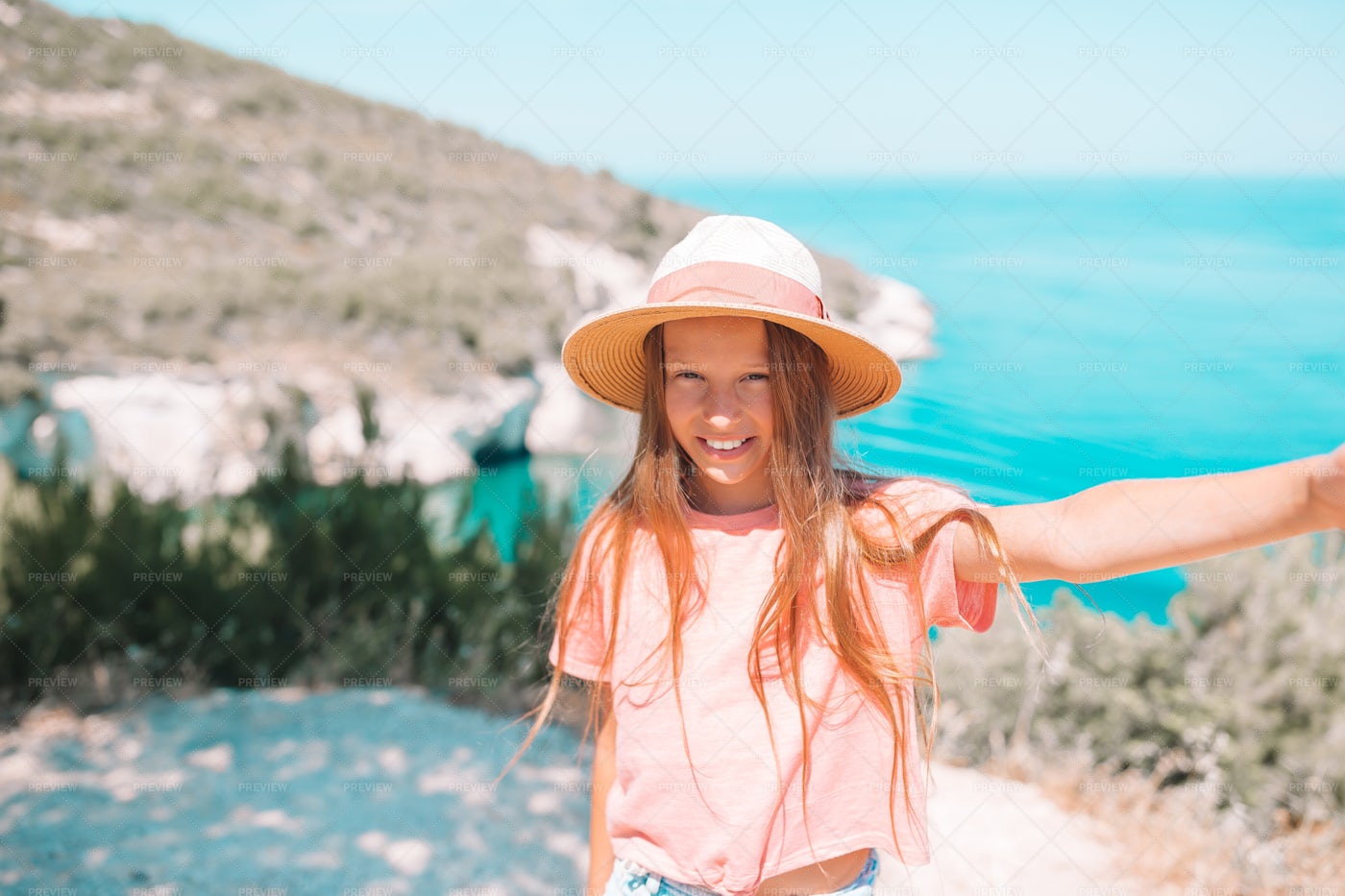 Little Girl In Sun Hat: Stock Photos