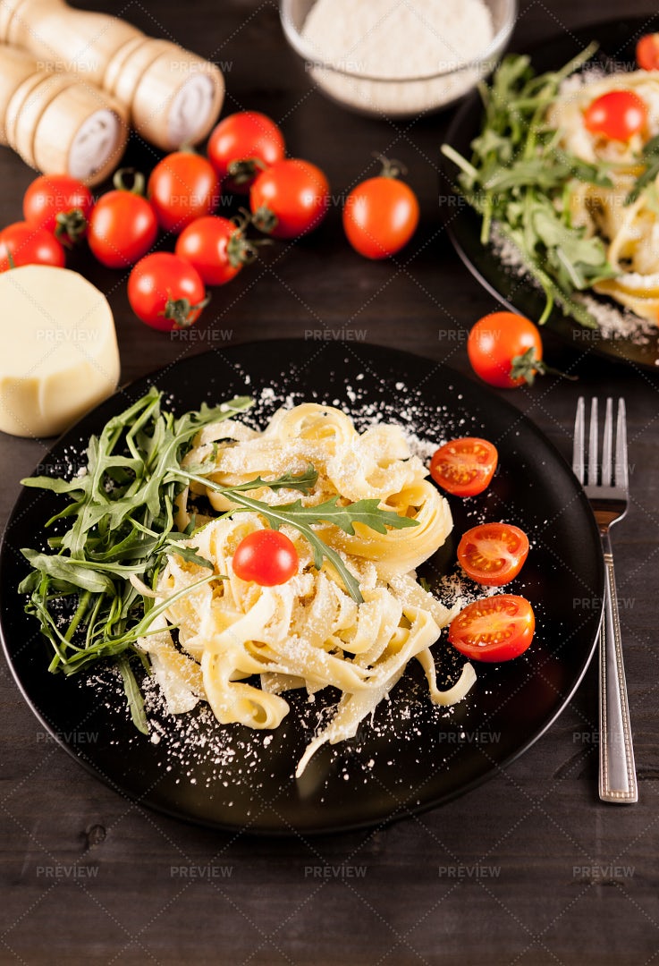 Parmesan Pasta With Tomatoes: Stock Photos