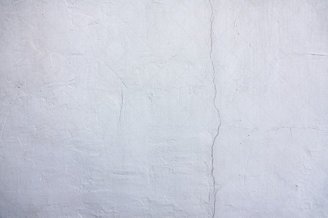 white cracked wall texture