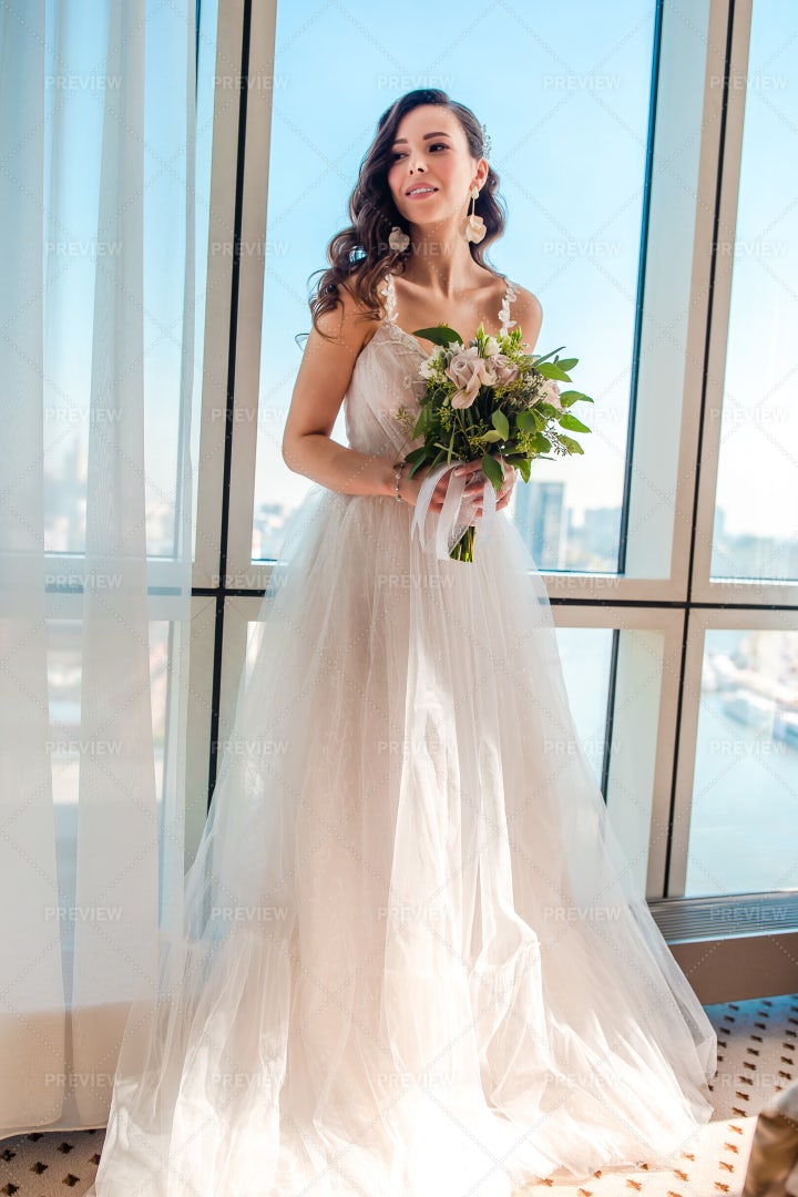 Portrait Of A Bride: Stock Photos