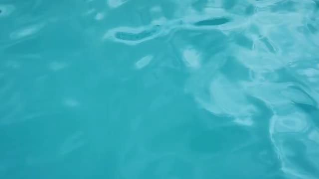 water Waves: Stock Video