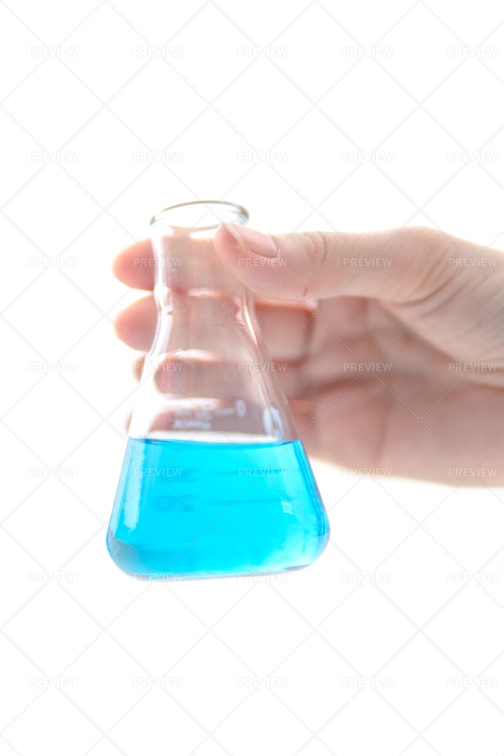 Erlenmeyer Flask With Liquid: Stock Photos