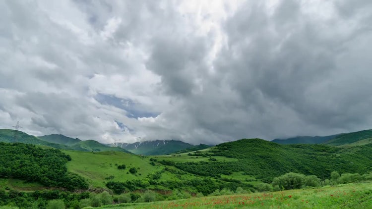 4K Green Hills Timelapse: Stock Video