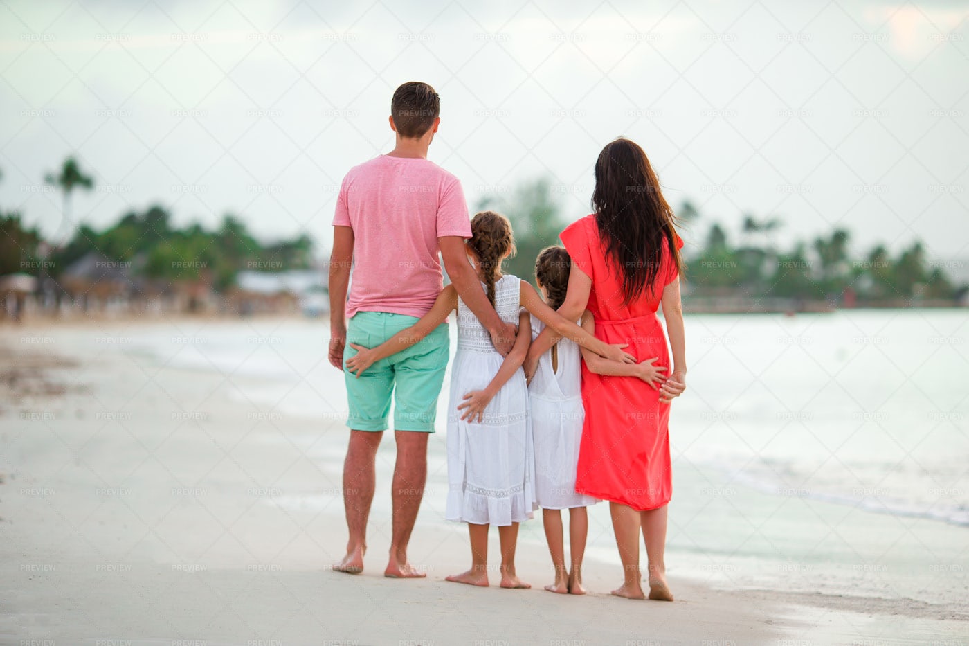 Arm-In-Arm At The Shore: Stock Photos