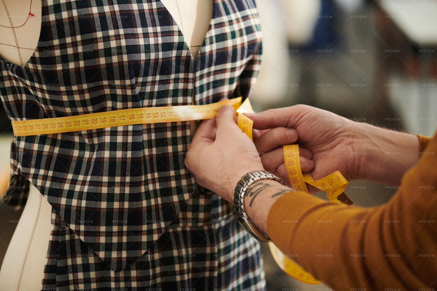 Measuring Girth: Stock Photos