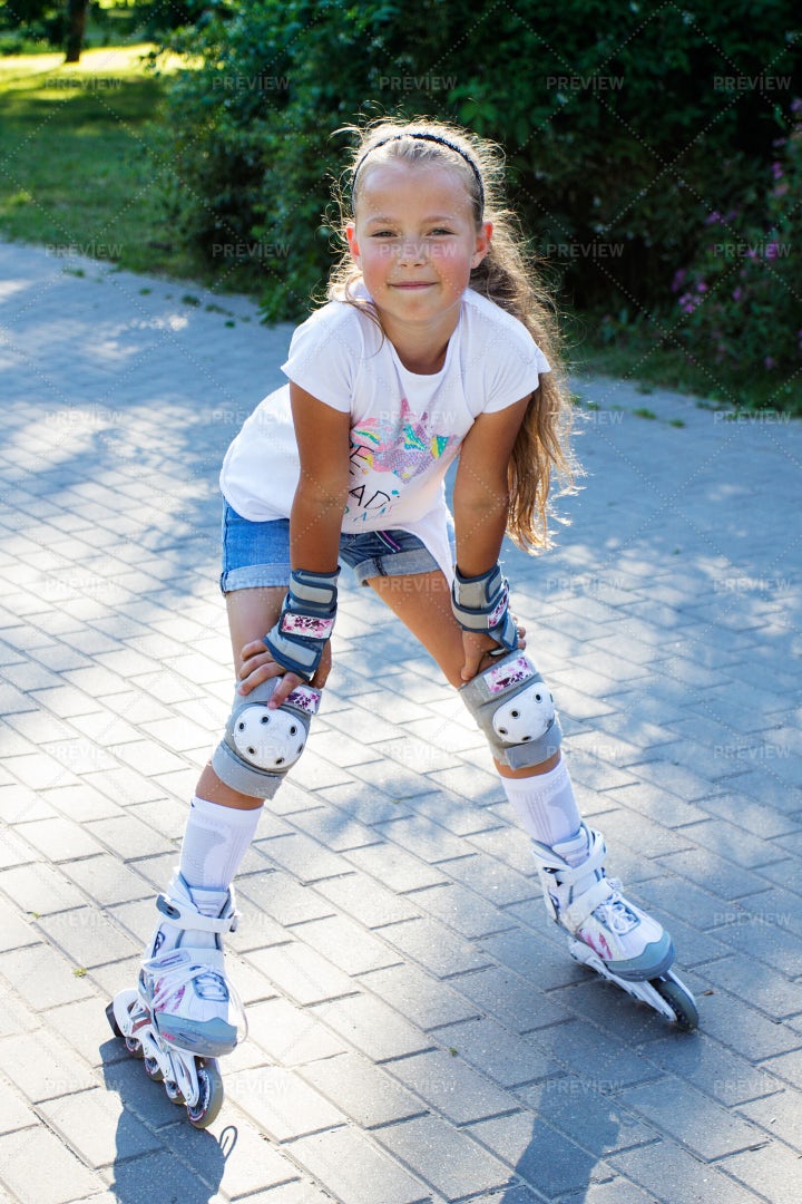 Little Girl Rollerskating: Stock Photos