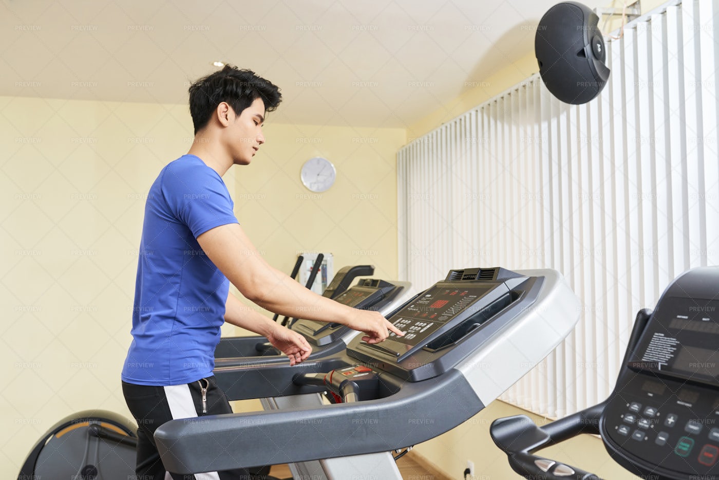 Man Exercising On Treadmill: Stock Photos