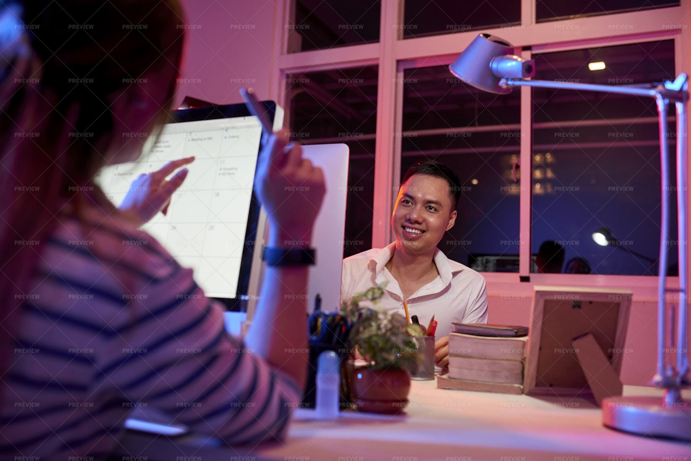 Business People Talking To Each Other: Stock Photos