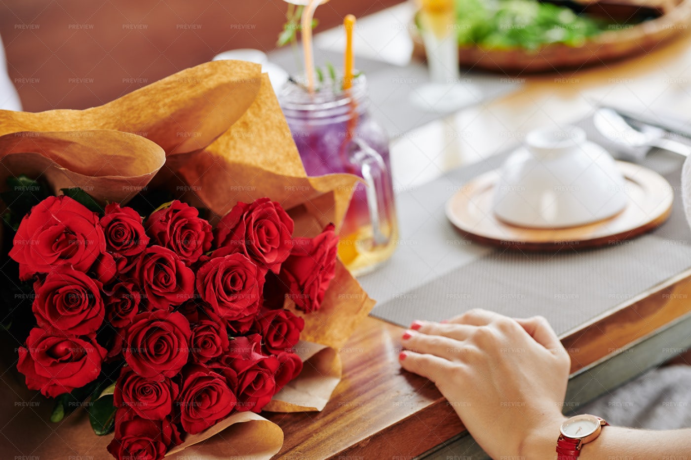 Big Bouquet Of Roses: Stock Photos