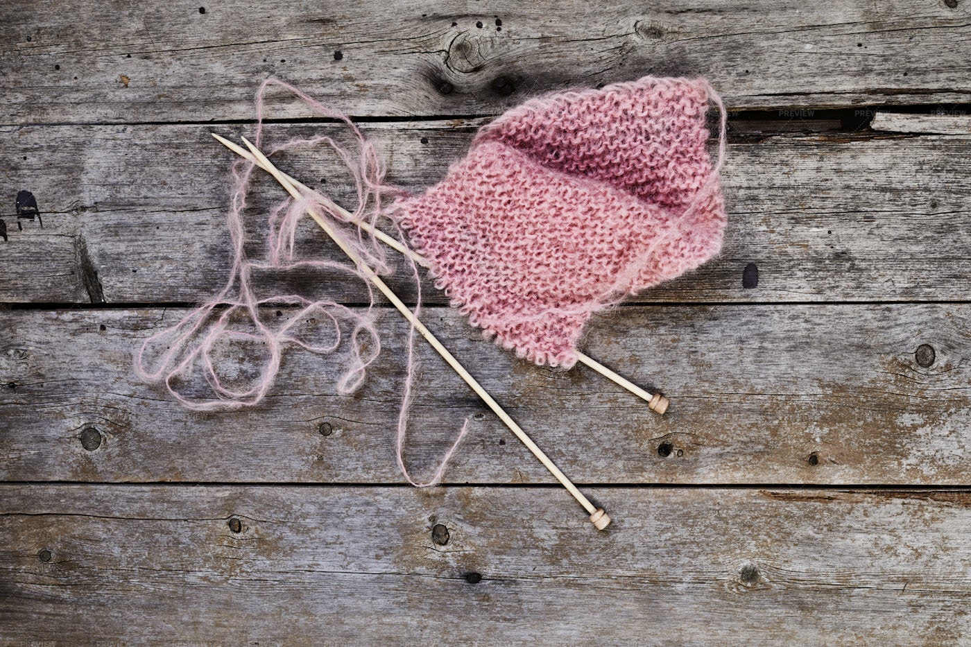 Knitting With Pink: Stock Photos