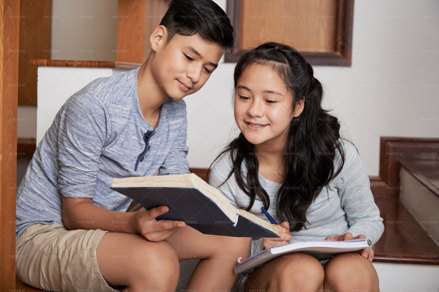 Teenagers Doing Homework: Stock Photos