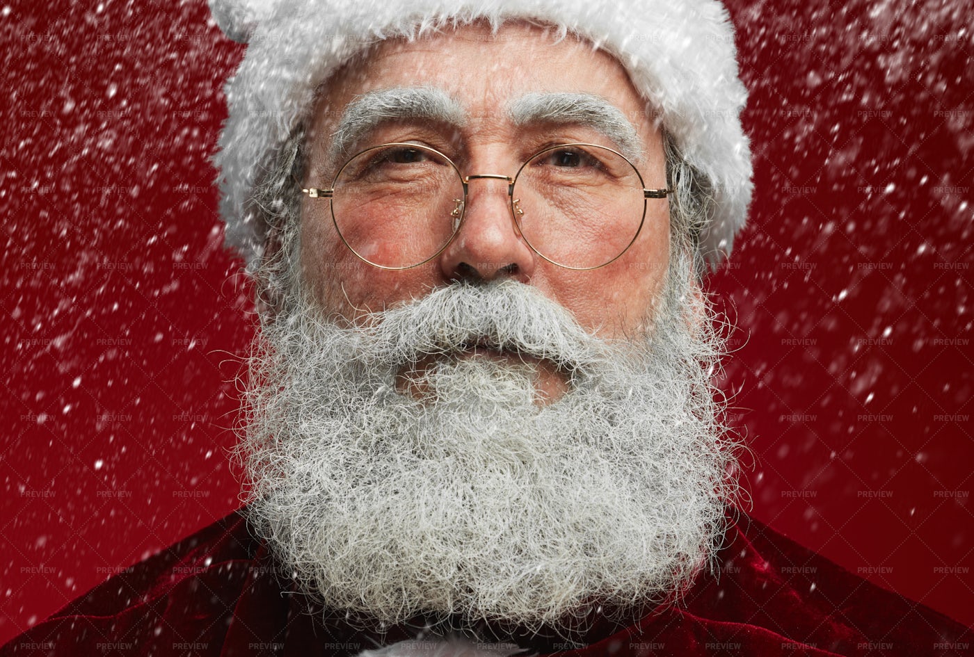 Classic Santa Claus With Snow: Stock Photos