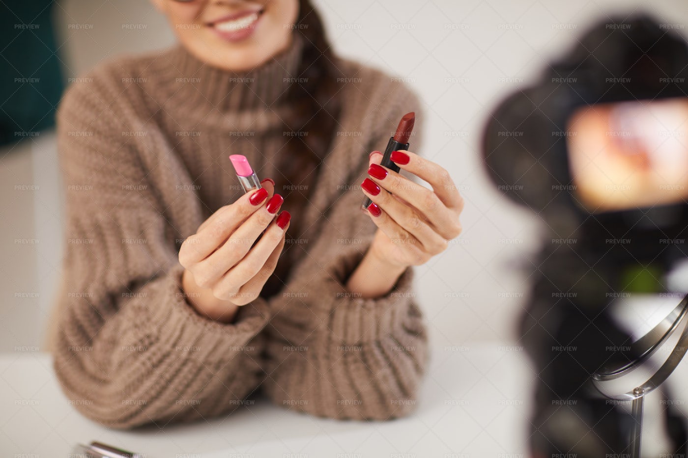 Woman Filming Beauty Tutorial Video: Stock Photos