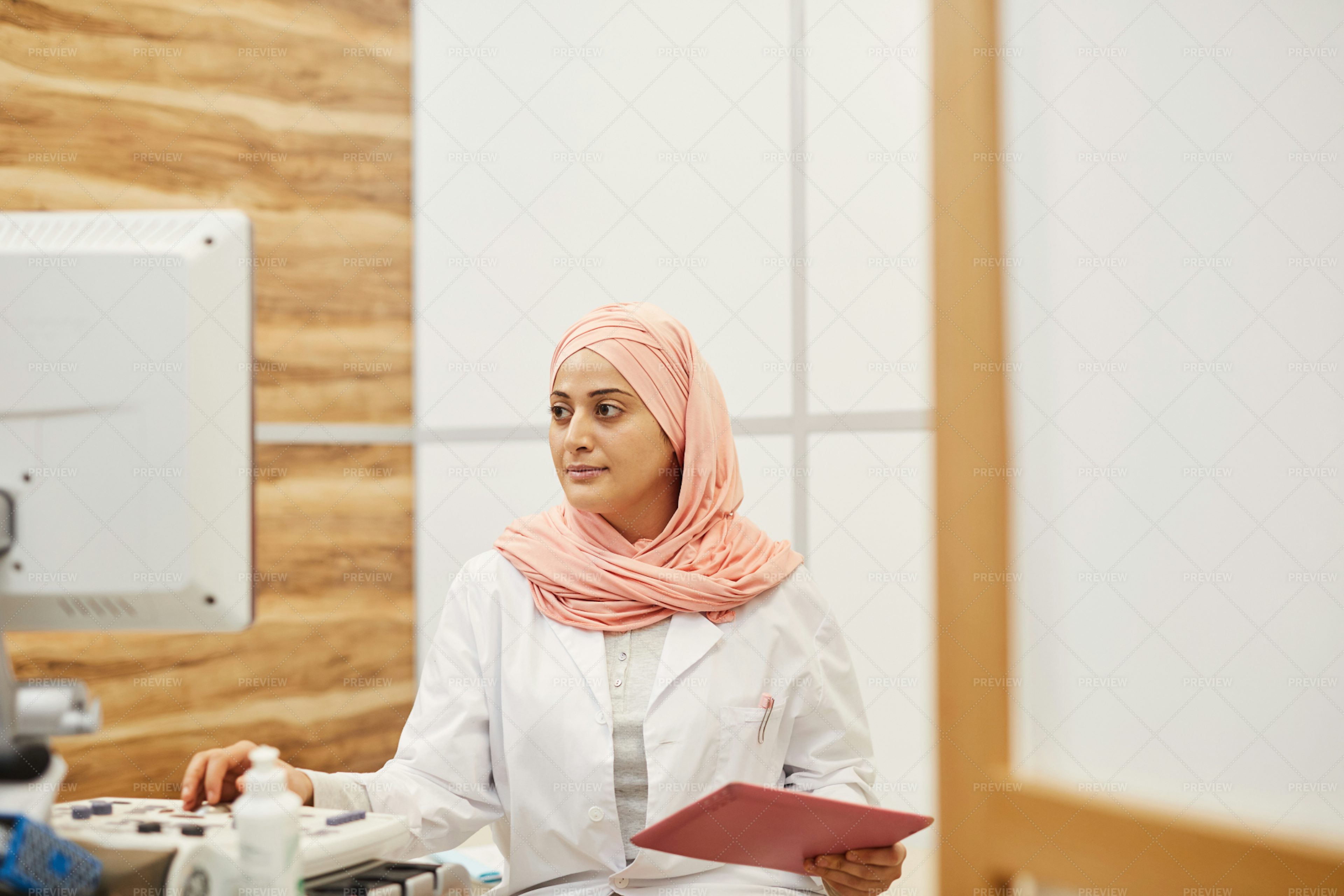 Middle Eastern Nurse Working In Stock Photos Motion Array