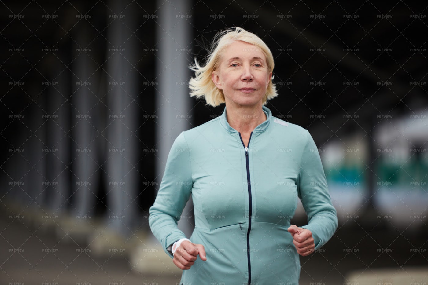 Blonde Sportswoman: Stock Photos