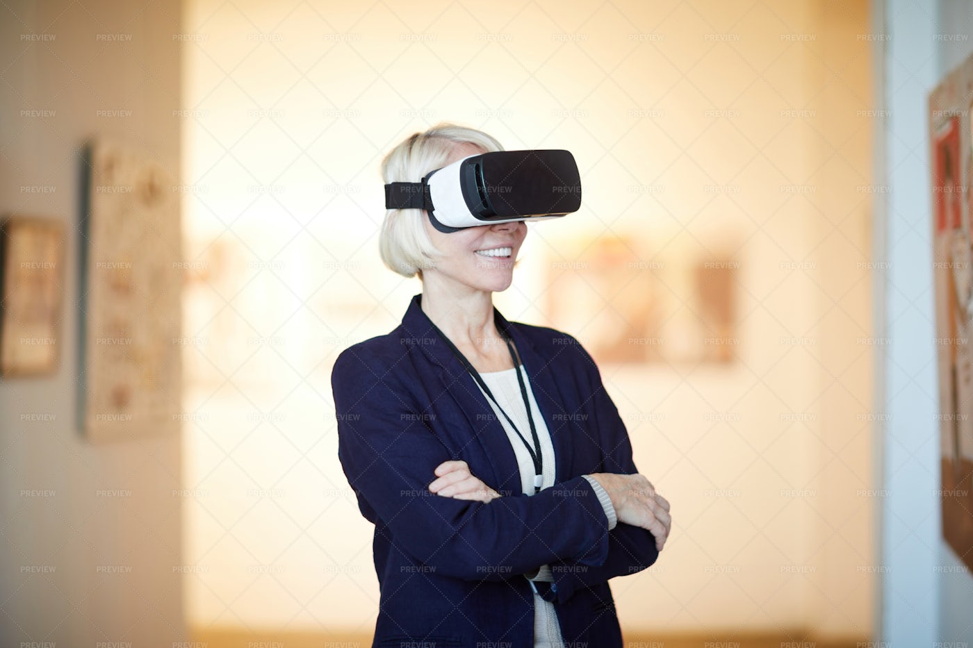 VR Exhibition: Stock Photos