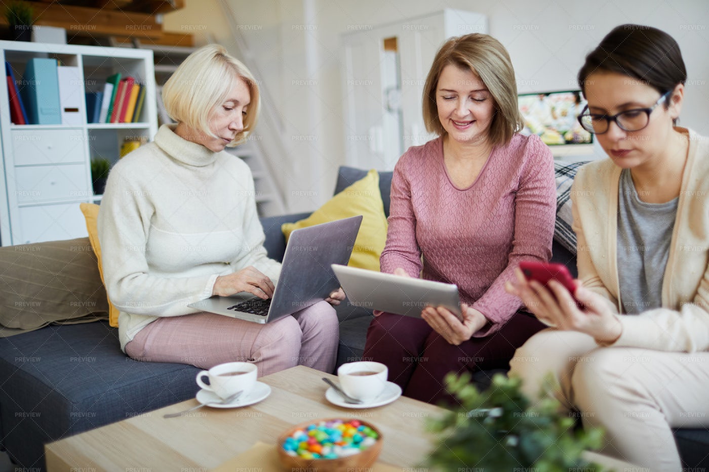 Group Of Women Working: Stock Photos
