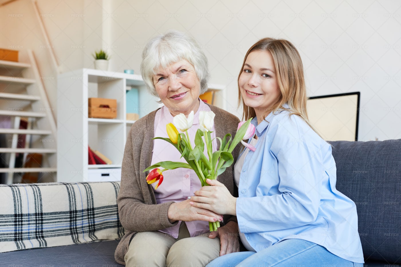 Young Woman Posing With Mother: Stock Photos
