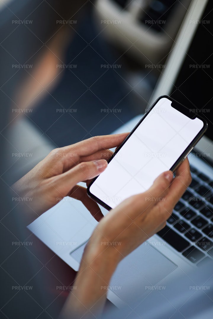 Closeup Woman Holding Smartphone: Stock Photos
