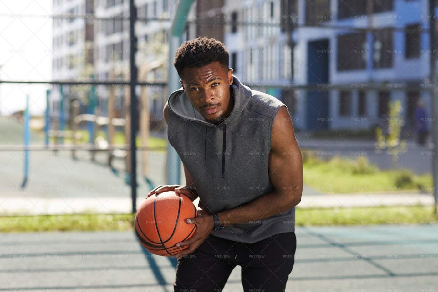 Determined Basketball Player: Stock Photos