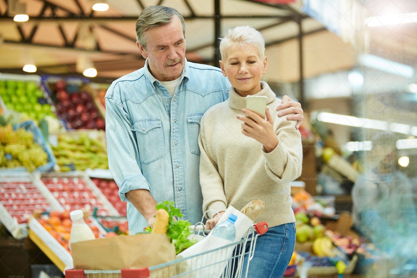 Senior Couple Shopping Together: Stock Photos