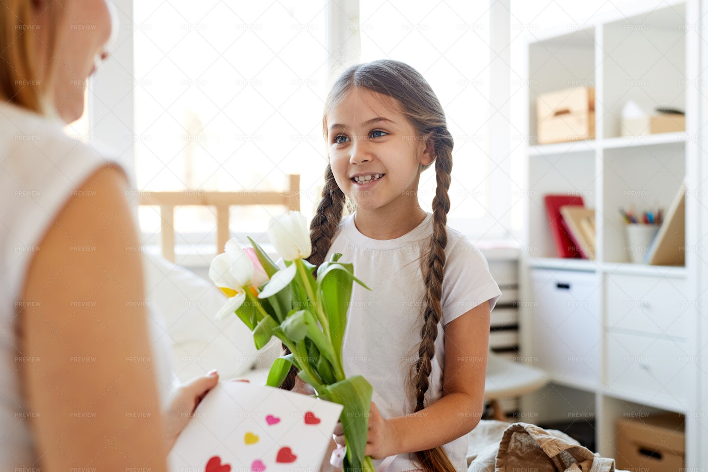 Gifts For Mom On Mothers Day: Stock Photos