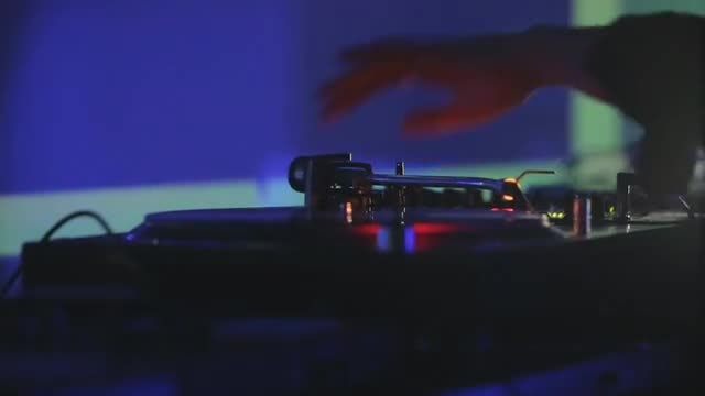 DJ Vynil: Stock Video
