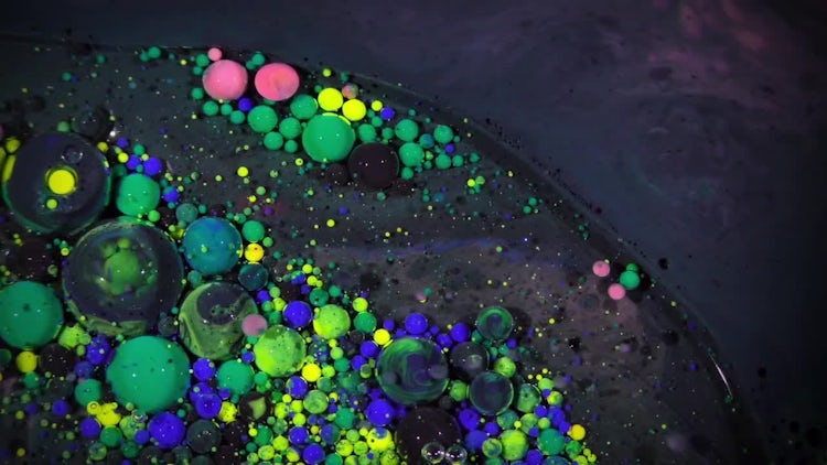 Colorful Ink Spheres On Oil 29: Stock Video