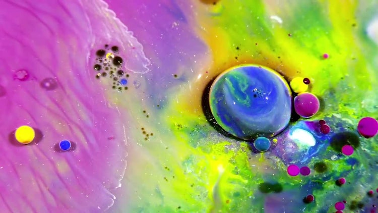 Colorful Ink Spheres On Oil 46: Stock Video