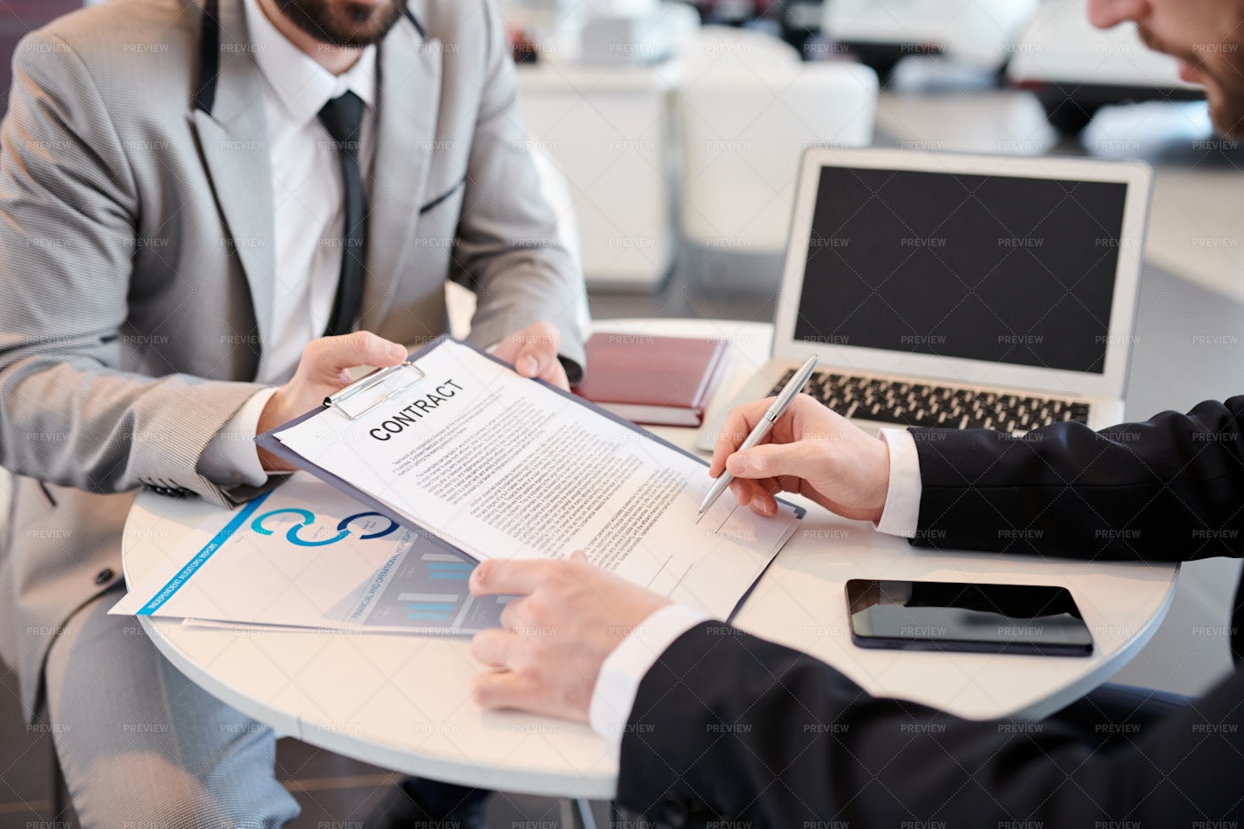 Man Signing A Contract: Stock Photos