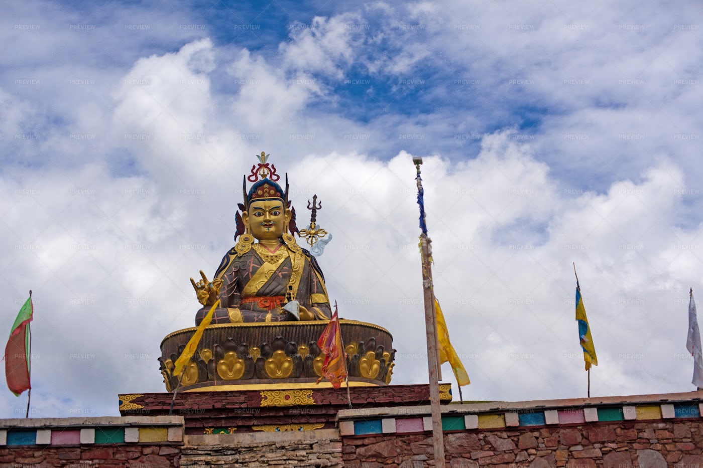 Buddha Statue: Stock Photos