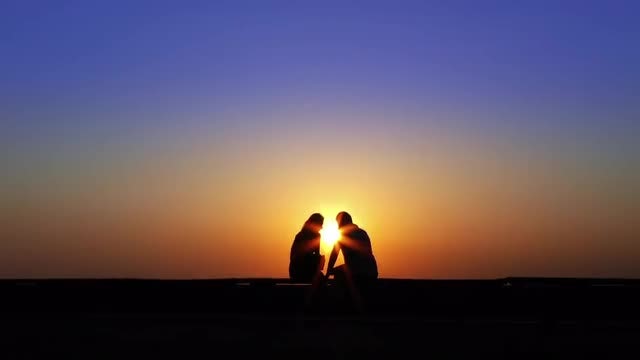 Lovers Sunset Silhouette Pack: Stock Video