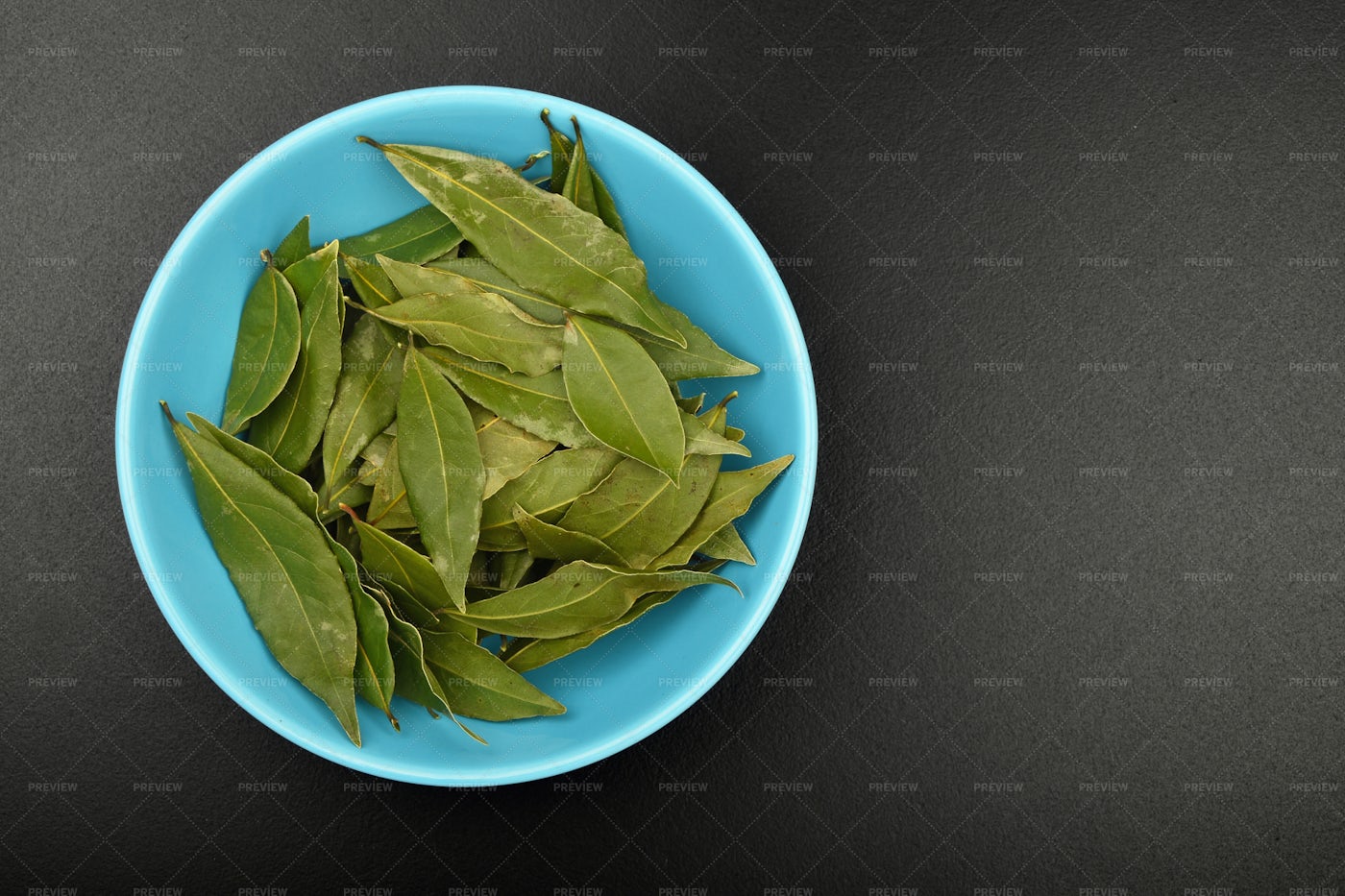 Bowl Of Bay Leaves: Stock Photos