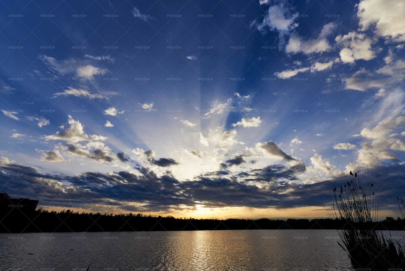 Sunset Over The Sea: Stock Photos