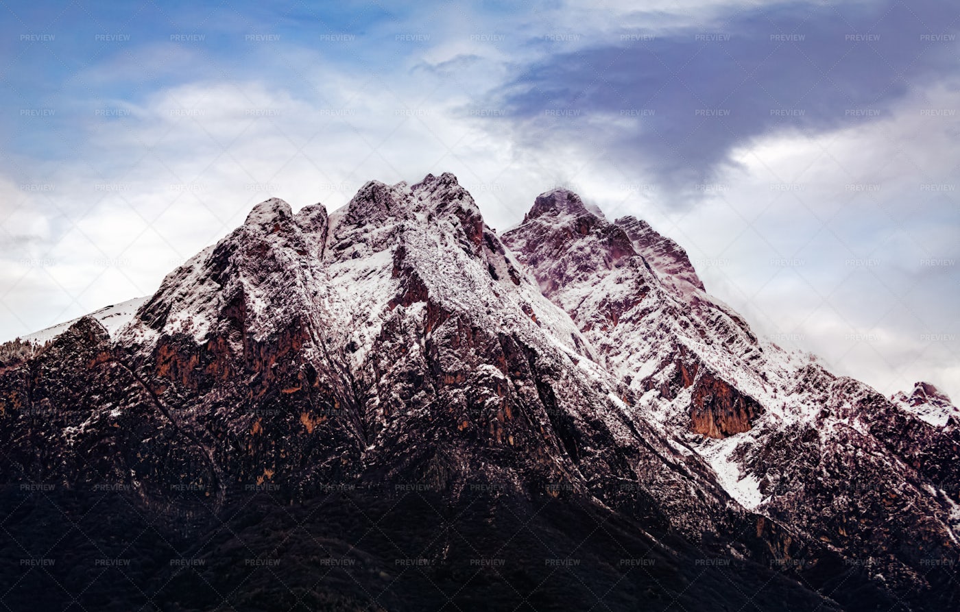 The Dolomite Mountain Peaks: Stock Photos