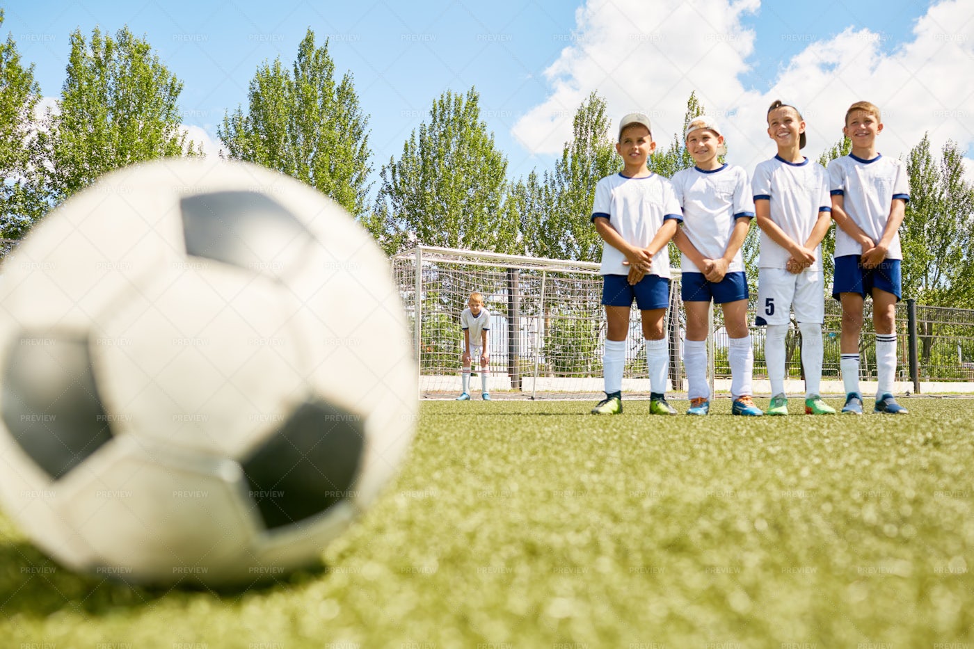 Happy Boys On Football Team: Stock Photos