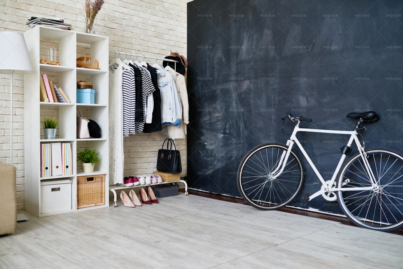Modern Flat Interior: Stock Photos