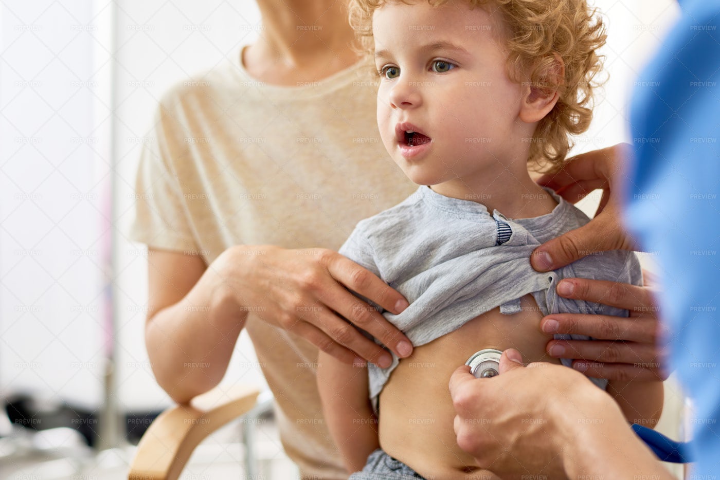 Child Visiting Doctor With Mom: Stock Photos