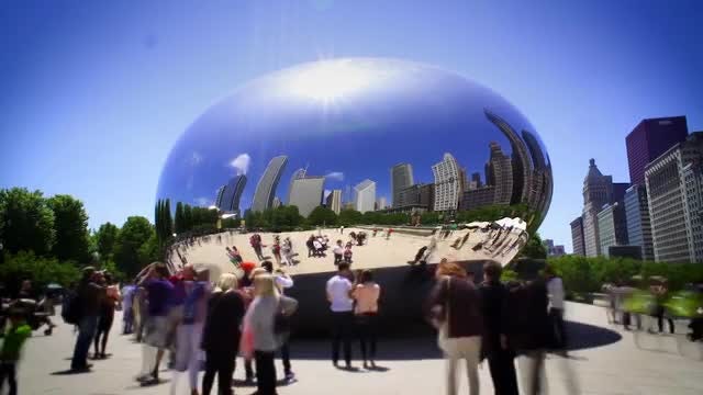 Chicago Bean Sculpture: Stock Video