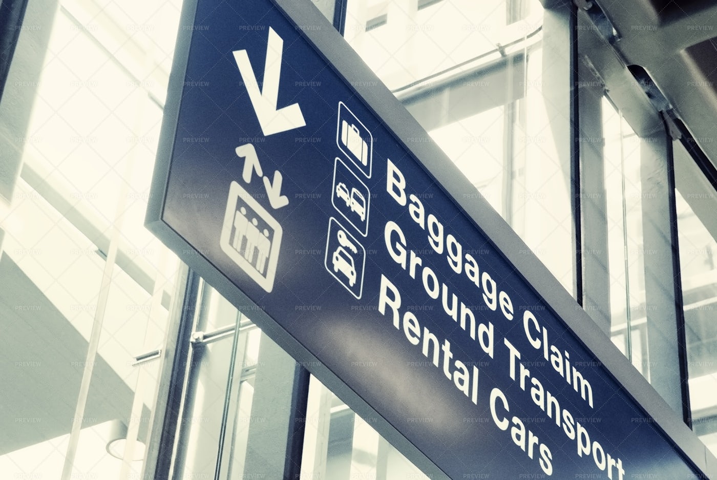 Airport Exit Sign: Stock Photos