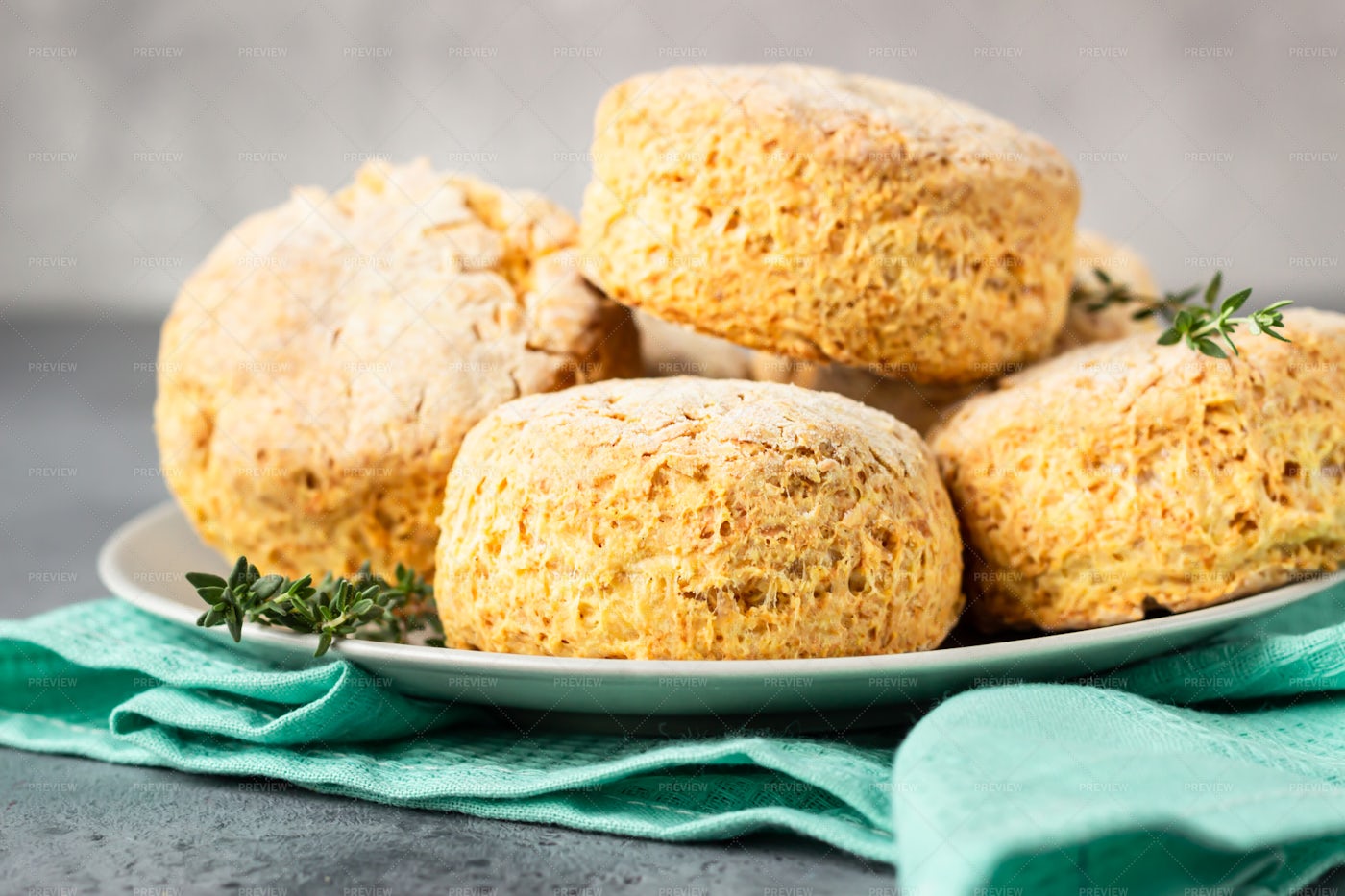 Plated Cheese Buns: Stock Photos