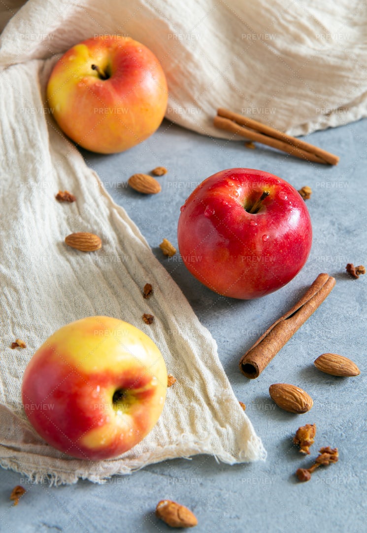 Three Red Apples: Stock Photos