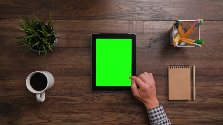 Green Screen iPad Scrolldown: Stock Video