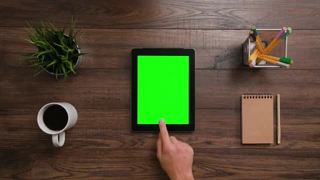 Man With Ipad: Stock Video