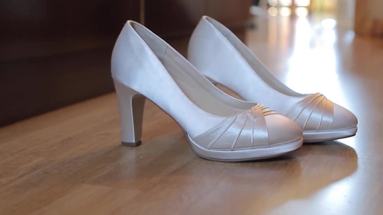 closed toe wedding flats