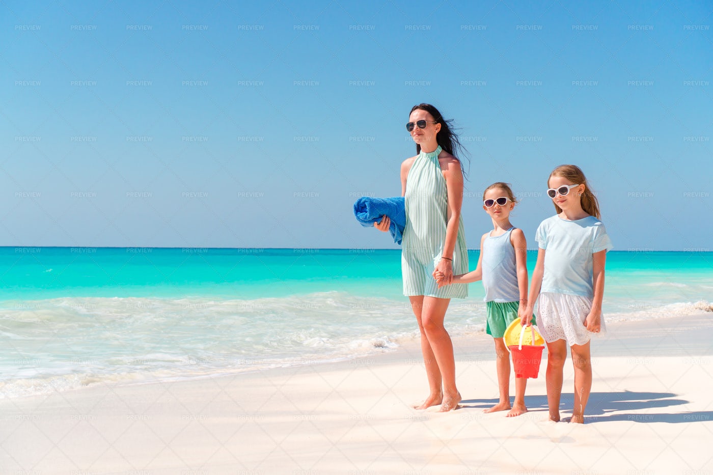Summer Vacations: Stock Photos